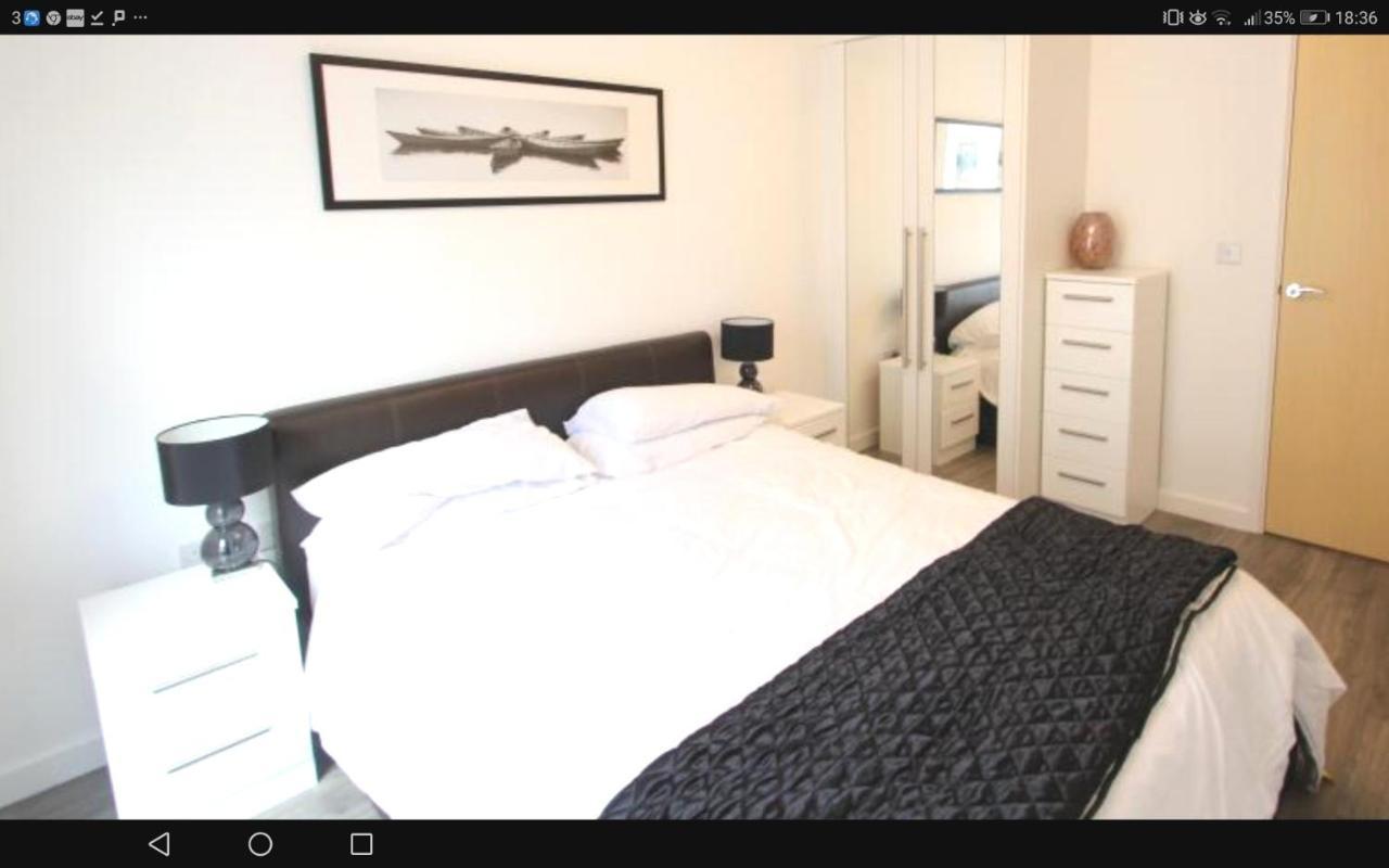 New Central Woking 1 And 2 Bedroom Apartments With Free Gym, Close To Train Station Dış mekan fotoğraf